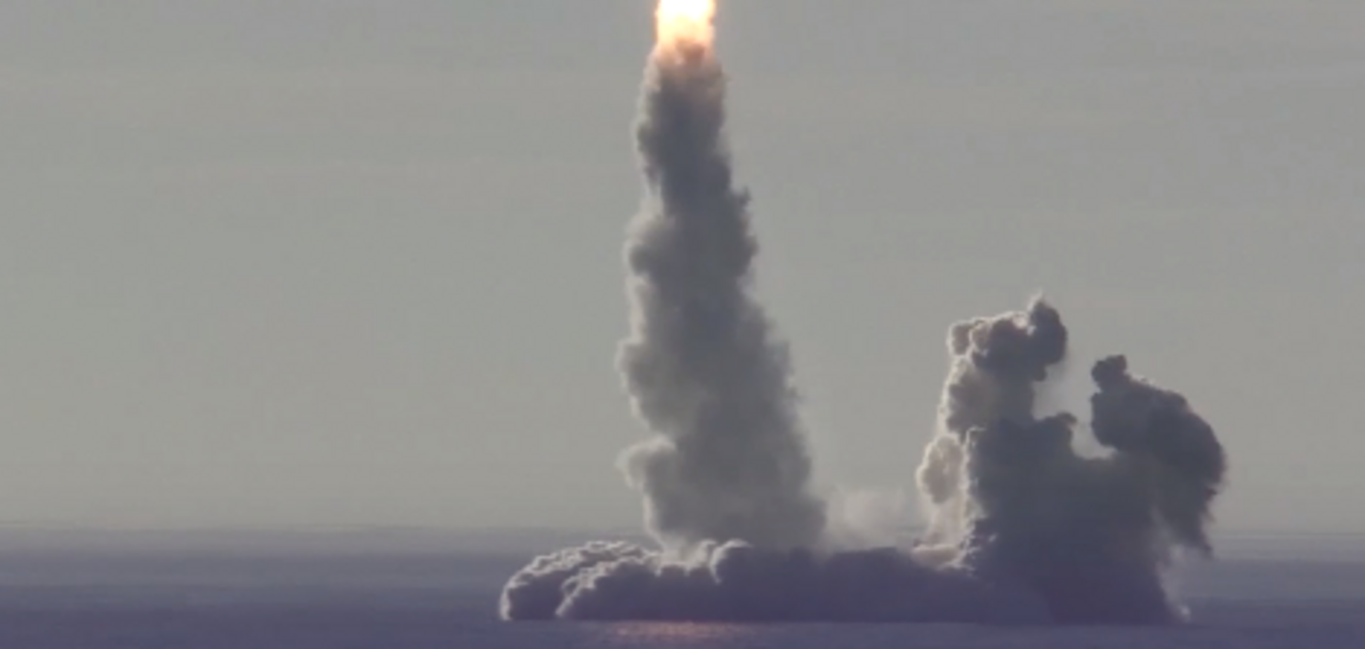 До этого всегда падали: в России похвастались видео запуска плохо летающих ракет 'Булава'