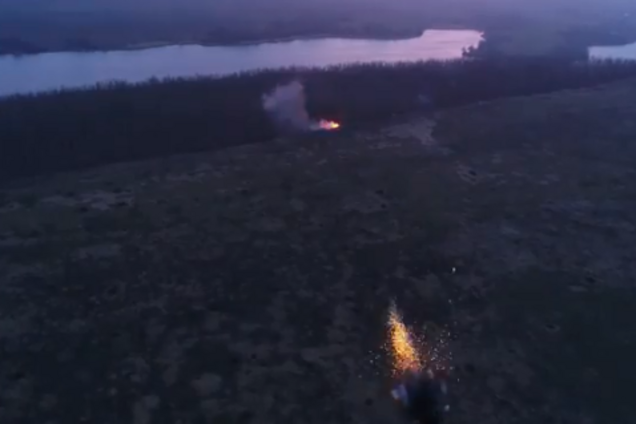 З'явилося відео, як артилерія ООС розбила позиції росіян на Донбасі