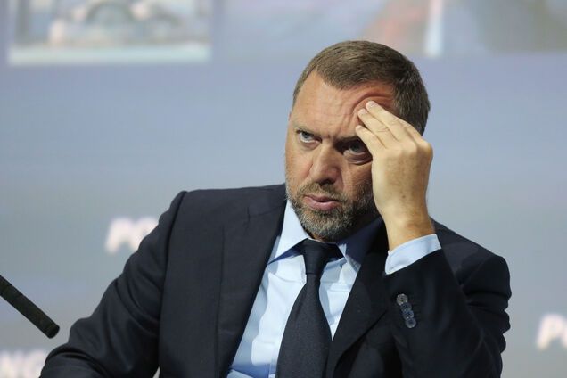 Наслідки санкцій США: друг Путіна залишив найбільшу компаню Росії