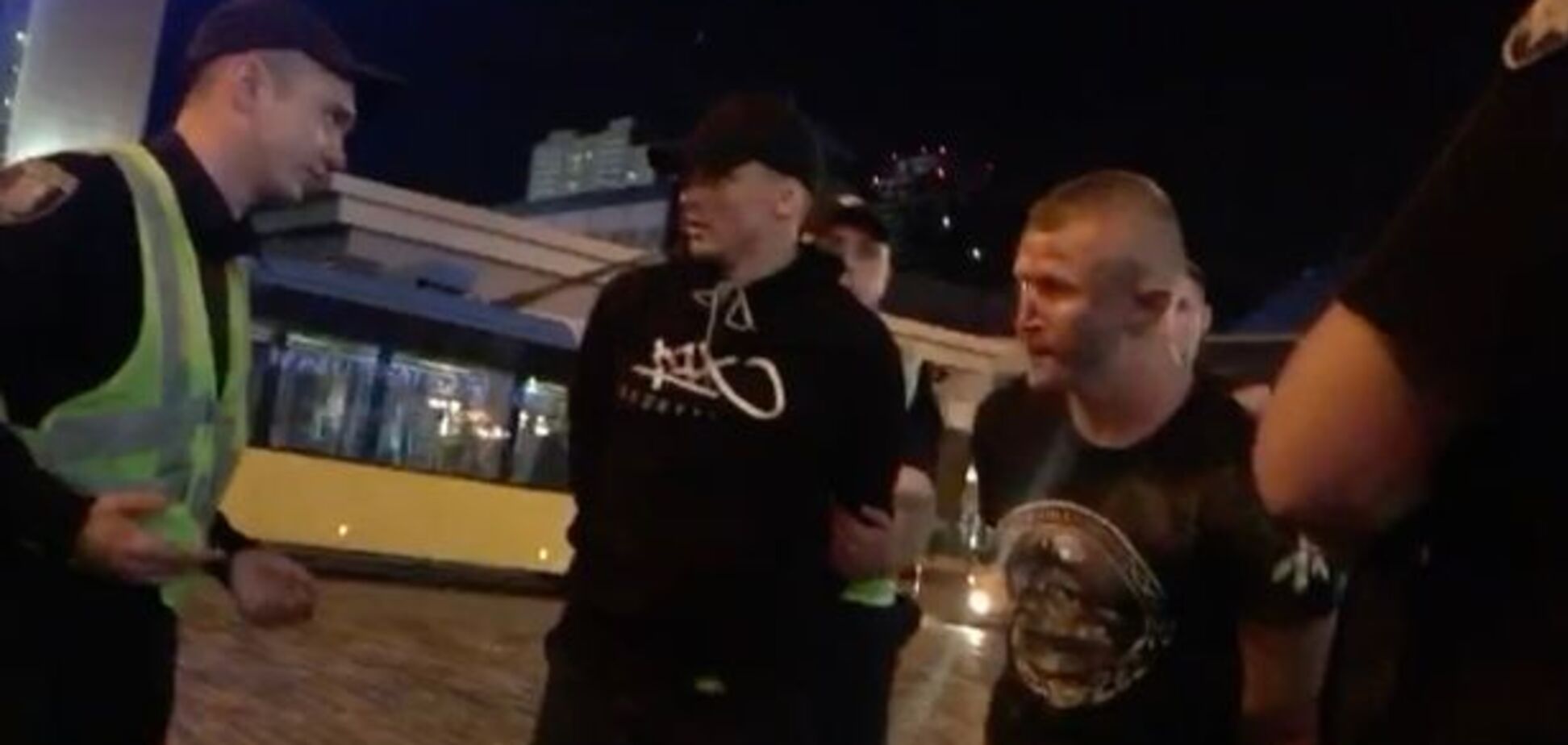 Избиение фанов 'Ливерпуля' в Киеве: полиция рассказала об участниках бойни