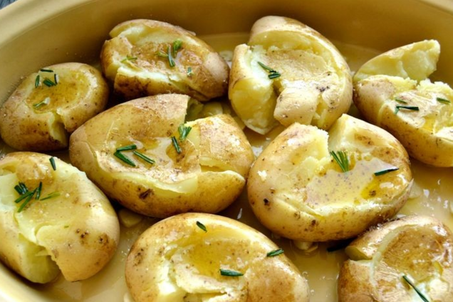 Запечена картопля по-португальськи