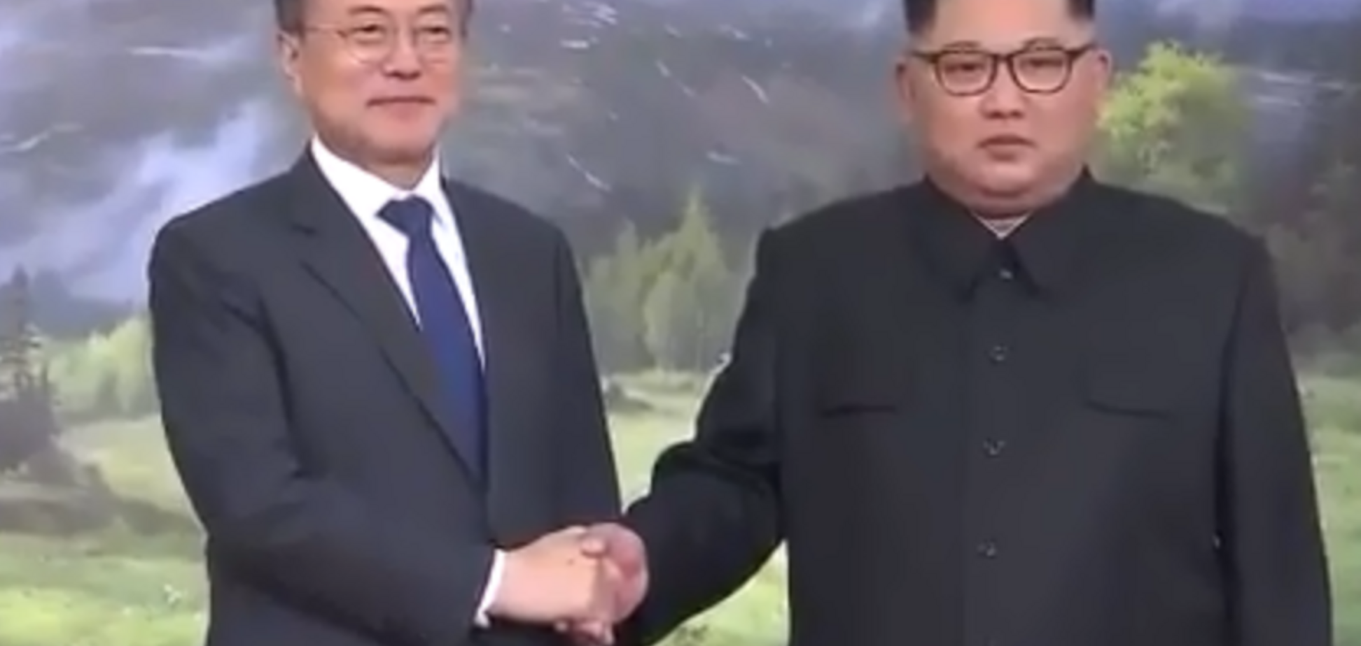 Глави КНДР і Південної Кореї раптово провели зустріч