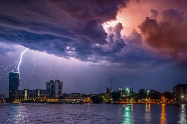 Гороскоп на 28 мая - 3 июня: ловушки, гипноз и катастрофы