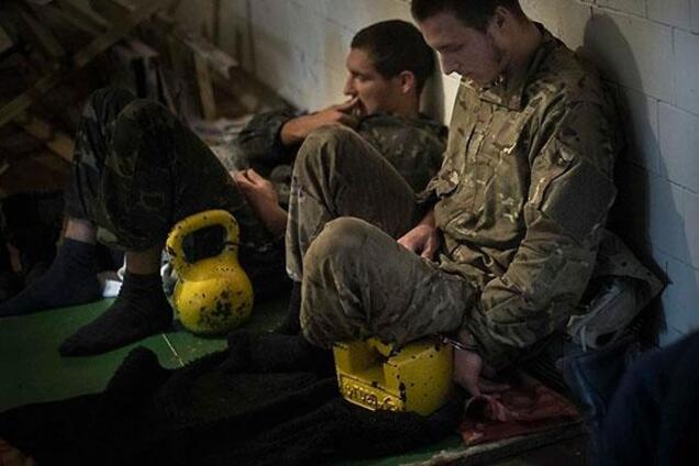 'Звонок Путину' по гениталиям: стало известно о самой жестокой пытке на Донбассе