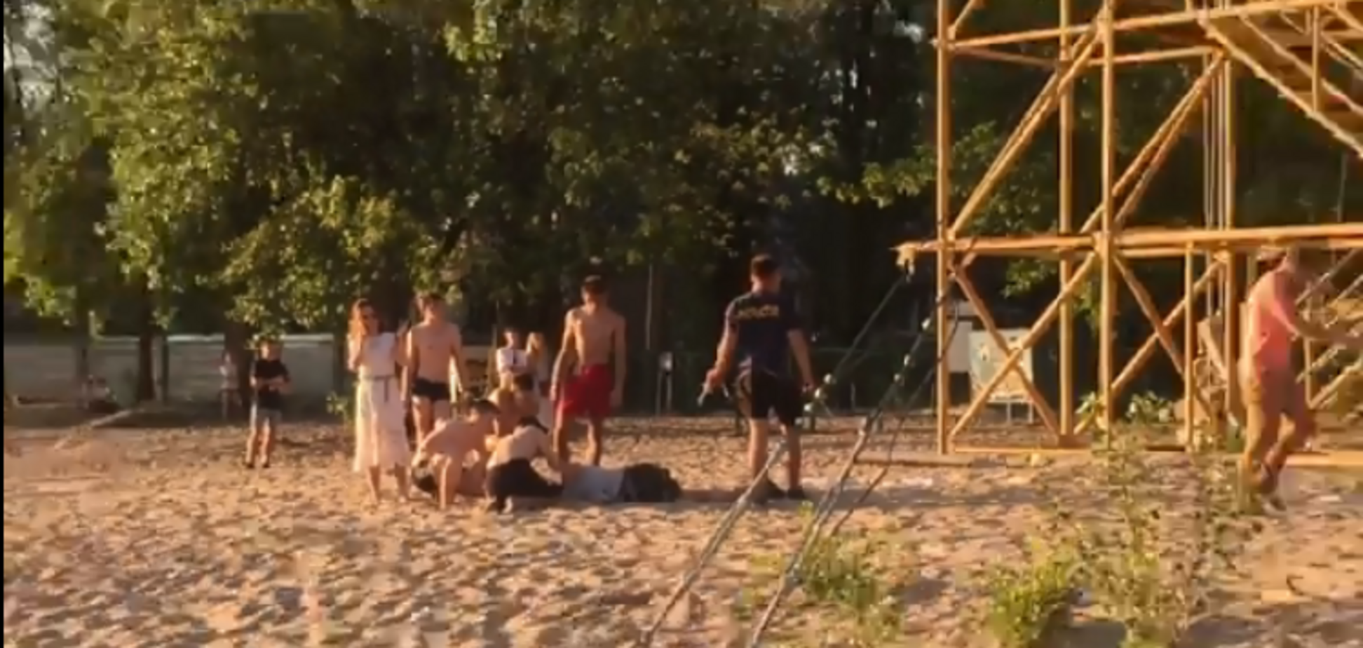 У Києві сталася дивна надзвичайна подія біля канатної дороги: з'явилися суперечливі дані