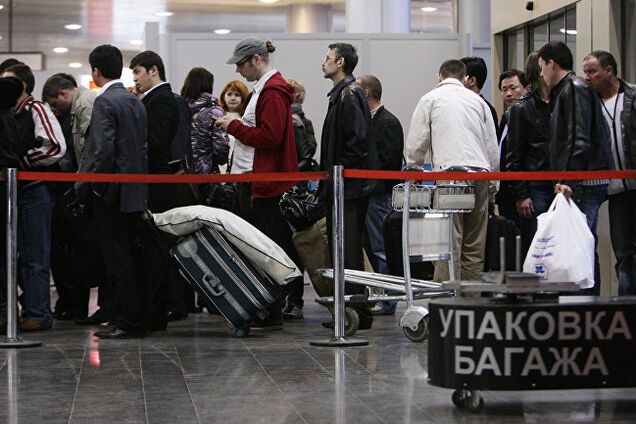 Россияне массово эмигрируют из страны