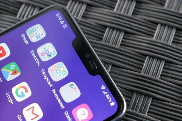 'Бровь' как у iPhone: смартфон LG G7 ThinQ представлен официально