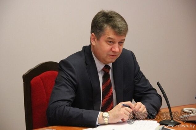 Помічника Лукашенка спіймали на хабарі у $200 тис.