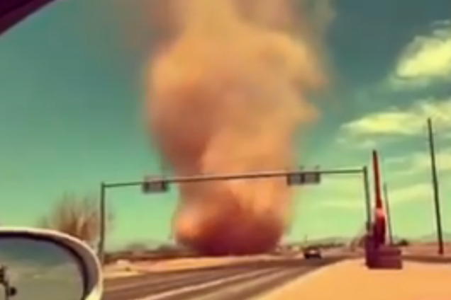 У США зняли на відео 'пилового диявола'