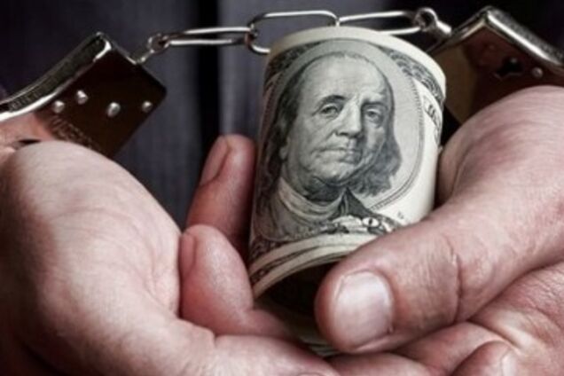 Бугай лізе поперед вагітних і дітей з фразою 'Притула, я з АТО'