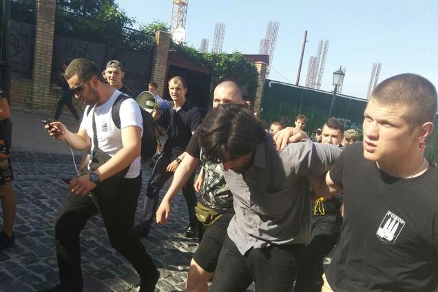 Передача СБУ наемника Лусварги: активист 'C14' рассказал подробности операции