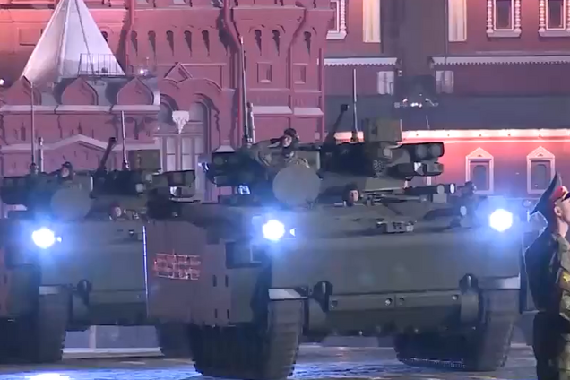 По-имперски: появилось свежее видео репетиций к 9 мая в Москве