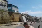 "Зато мост строят": в сети показали "убитые" пляжи Крыма