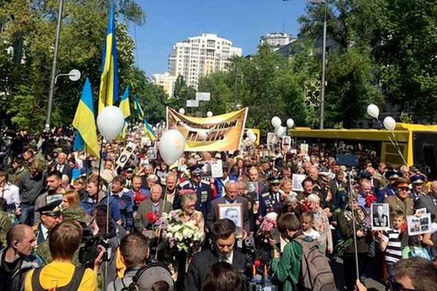 Чиновница сгоняет школьников на акцию 'Бессмертный полк' в Полтаве: всплыли детали о ее темном прошлом