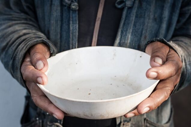 'Еще не голод, но...' Грымчак объявил о нехватке еды на Донбассе