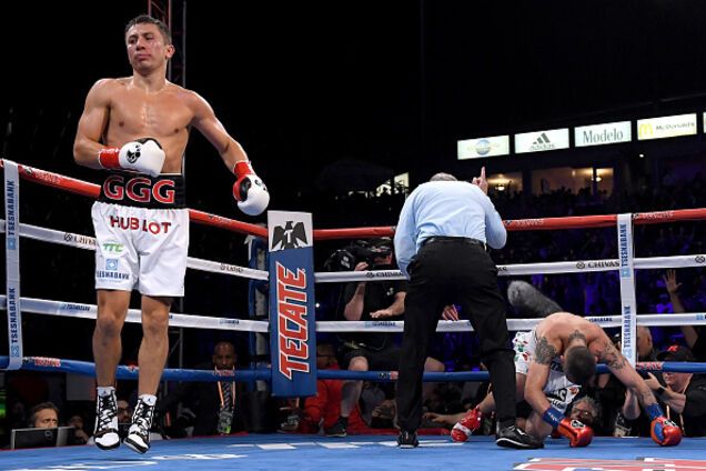 Непобедимый чемпион мира эффектно нокаутировал соперника
