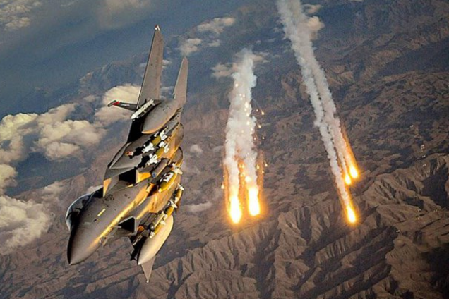 Вслед за США: еще одна страна нанесла авиаудар по Сирии