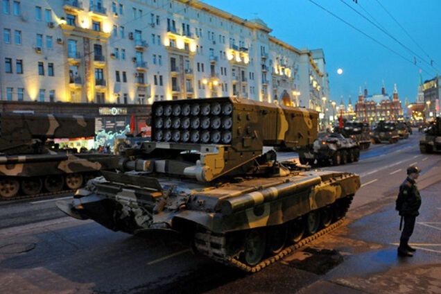 'Шоу для быдла': ветеран АТО высмеял 'победобесие' на 9 мая в Москве