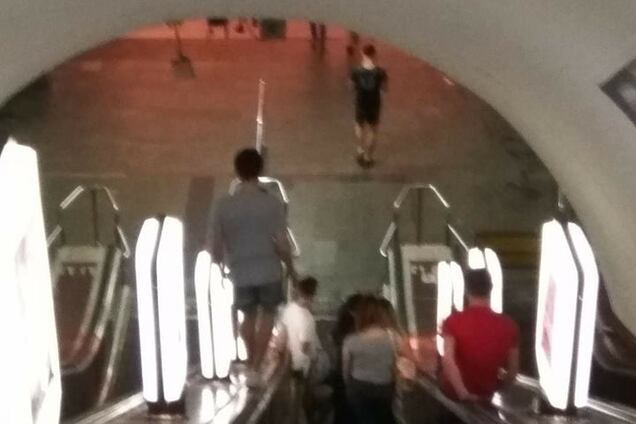 'Екстрім і рагулізм': у мережі висміяли пасажирів київського метро