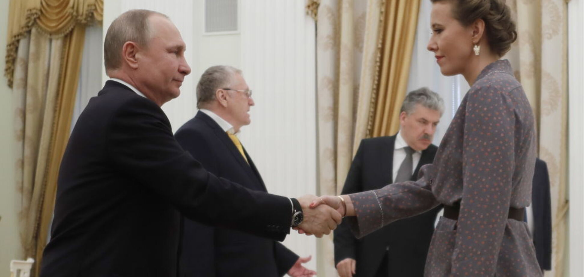 Во дворе Кремля не осталось ни одного человека