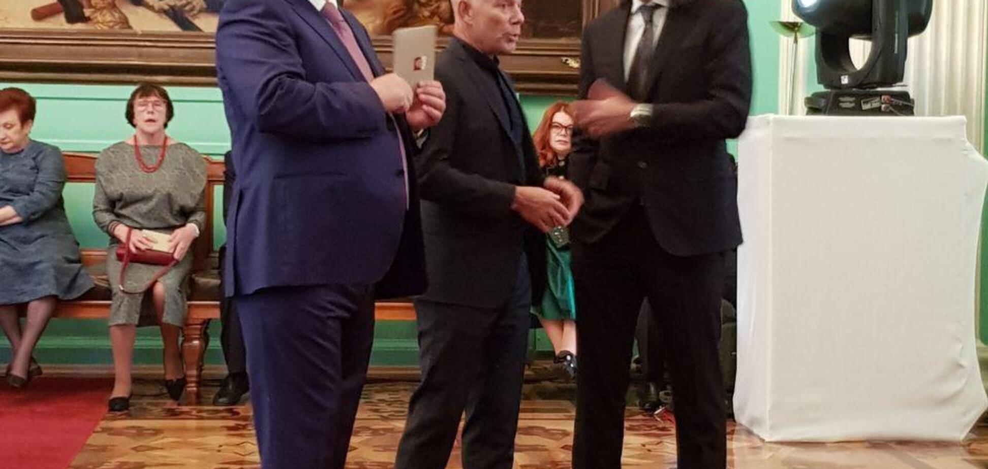 Инаугурация Путина: 'к царю' прибыли друг из Голливуда и российские звезды. Онлайн-трансляция