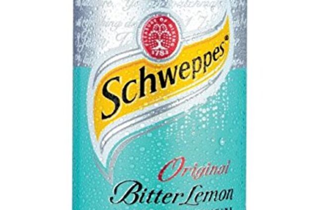 Вслед за Adidas: Coca-Cola оскандалилась 'кремлевским' дизайном легендарного напитка