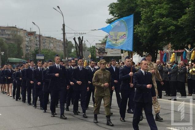 Потеряли сознание: в Кривом Роге студентам массово стало плохо