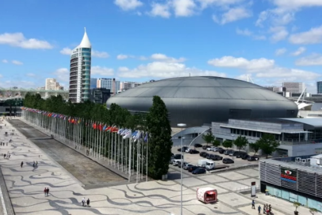 'Евровидение-2018': в Лиссабоне ранили и обокрали журналиста