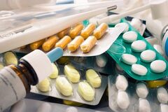 В Украине запретили ряд популярных препаратов: полный список за два месяца
