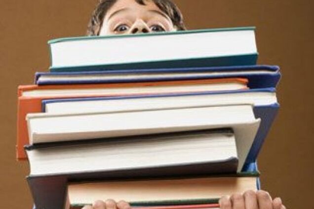 'Дискримінація' в підручниках: МОН знайшло проблему з 'солов'їною'