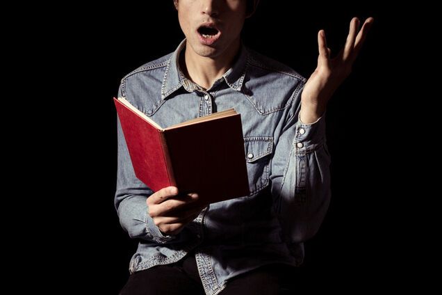 Стихи нон-стоп: в Мариуполе устроили необычный марафон