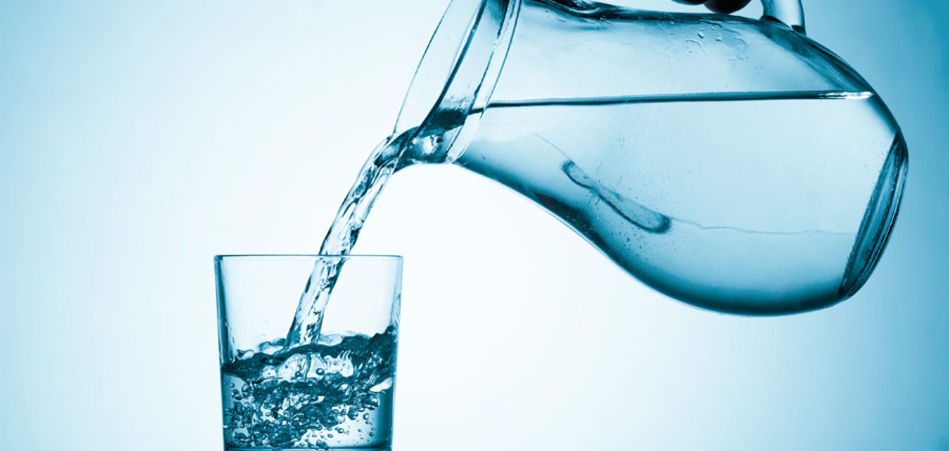 Питьевая вода в Украине опасна: что нужно знать