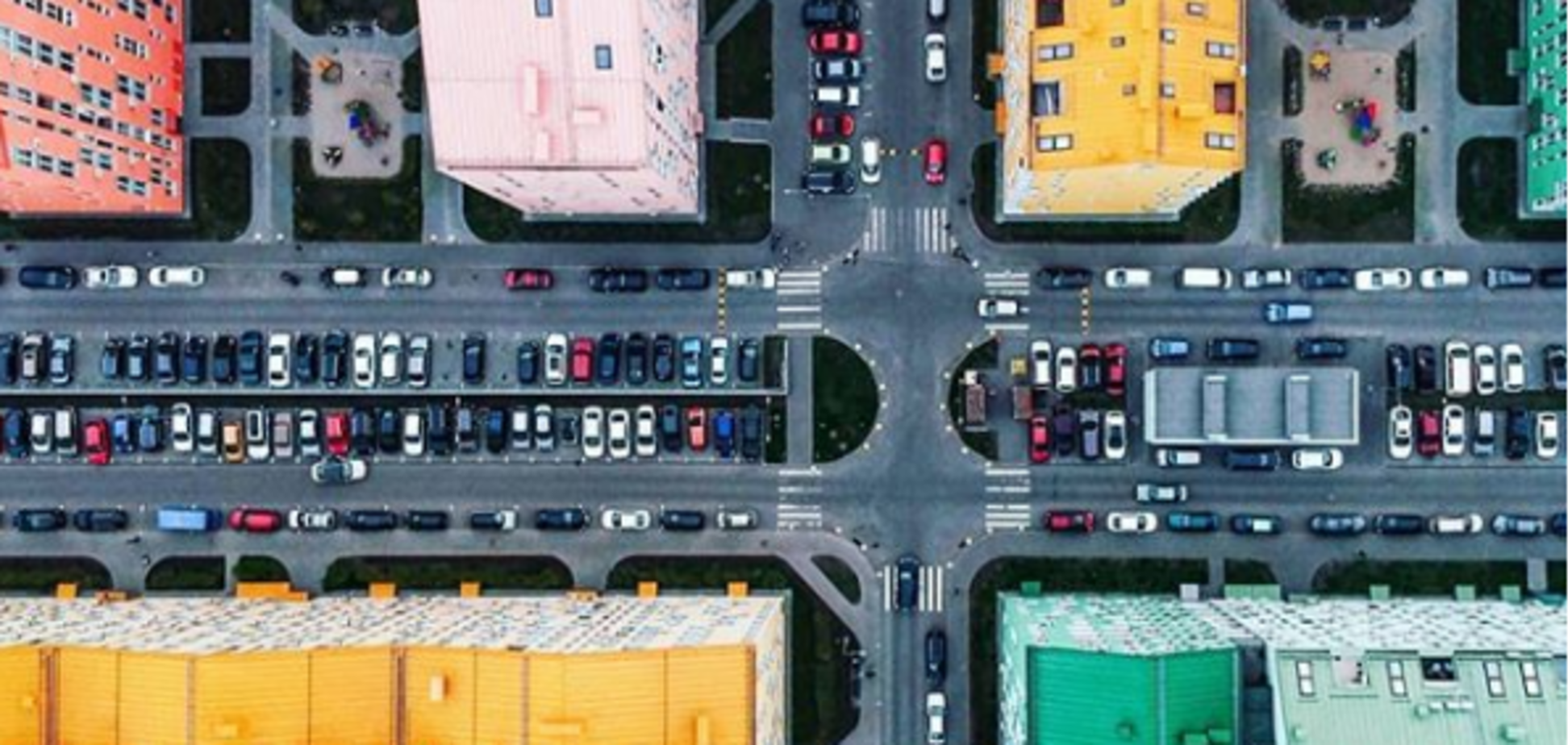 'Як 3D': Instagram опублікував фото Києва на головній сторінці