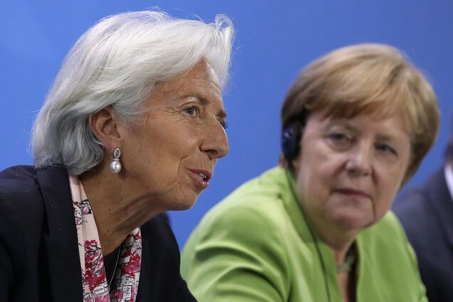 'Тучи сгущаются': в МВФ рассказали о проблемах мировой экономики