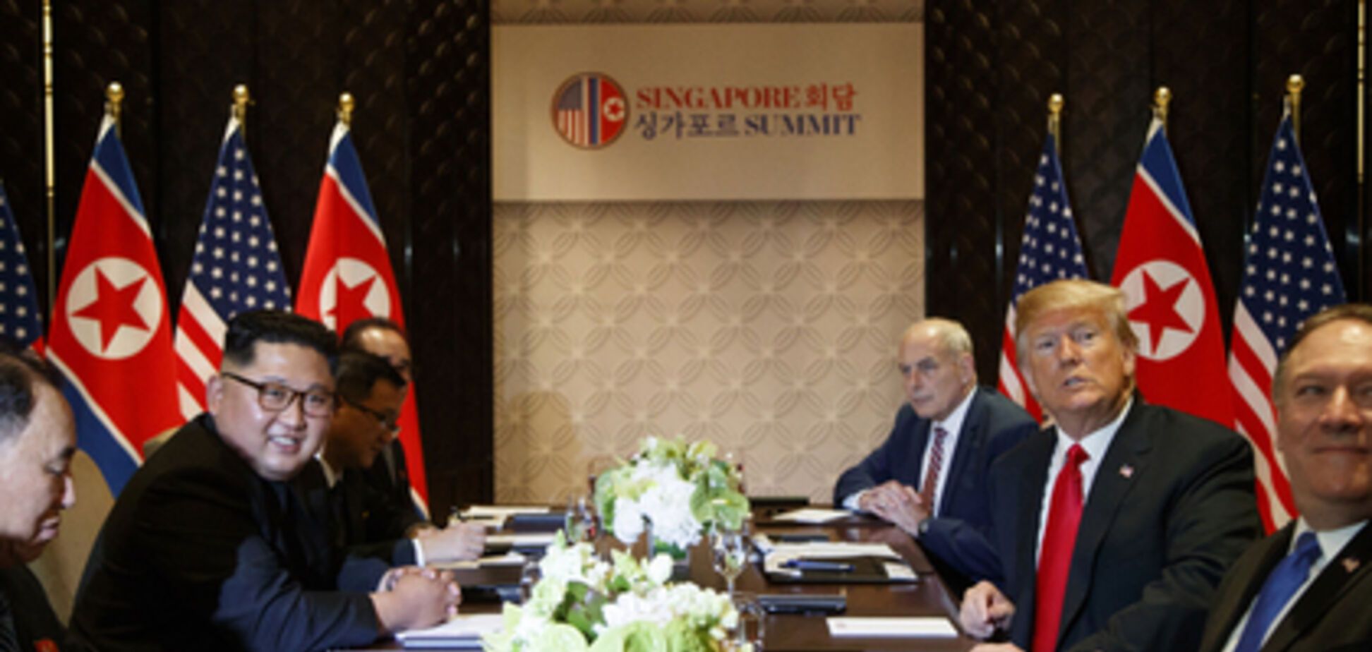 Трамп і Кім Чен Ин поговорили тет-а-тет: перша реакція лідерів