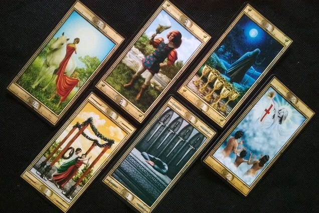 Гороскоп на 15 июня по картам Таро