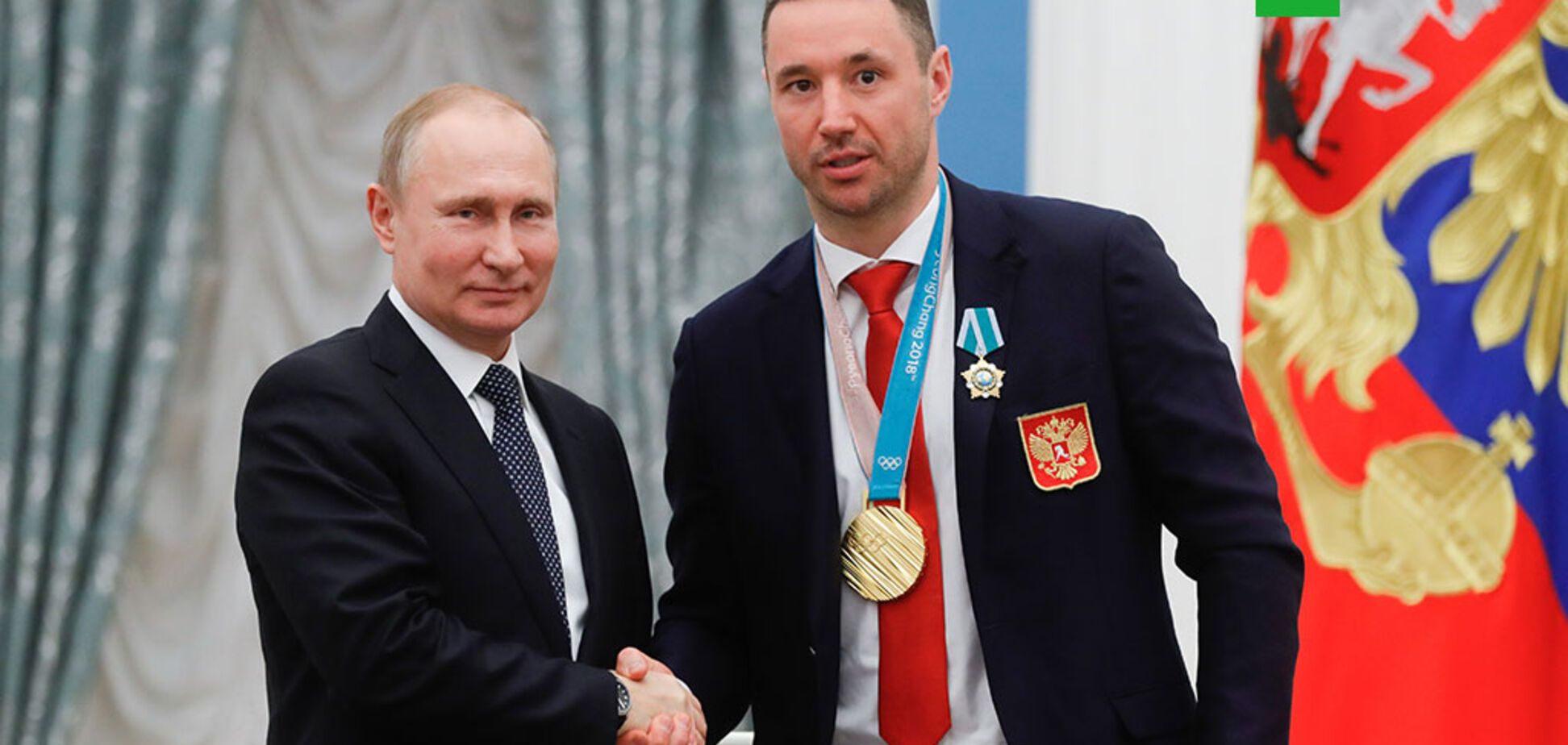 Гравець збірної Росії з хокею поплатився за любов до Путіна
