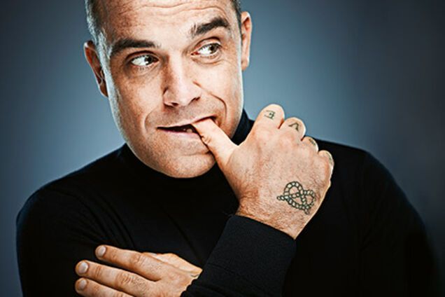 Робби Уильямса попросили не петь о богатых русских на открытии ЧМ-2018