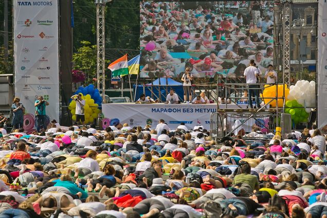 В Киеве 4 тысячи йогов установят международный рекорд