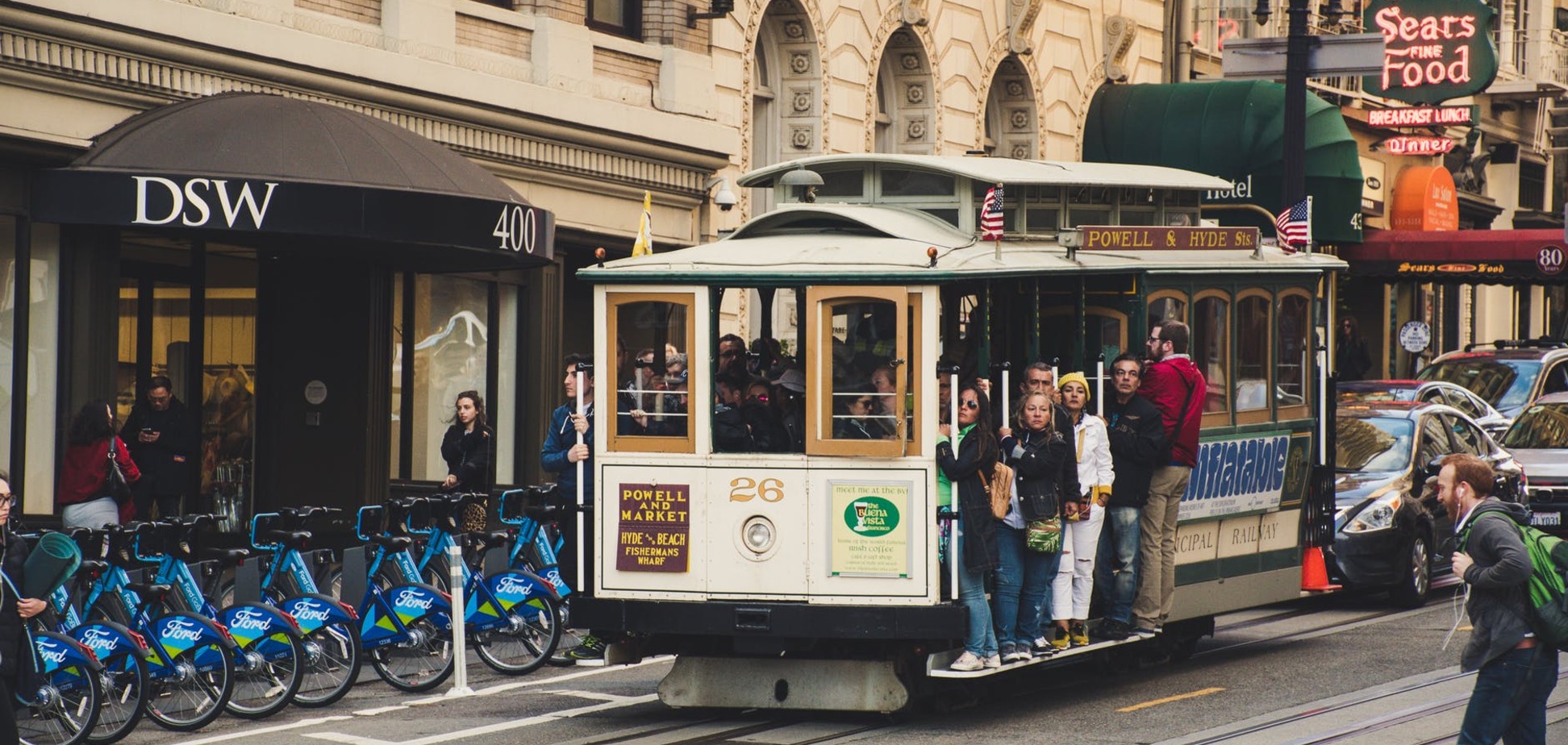 Как платить в транспорте и не бесить людей: схема