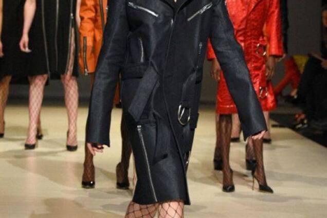 Зачем женщинам мужской глянец