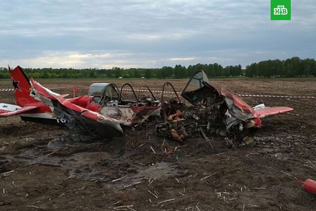 В России разбился самолет: опубликовано новое видео с места крушения