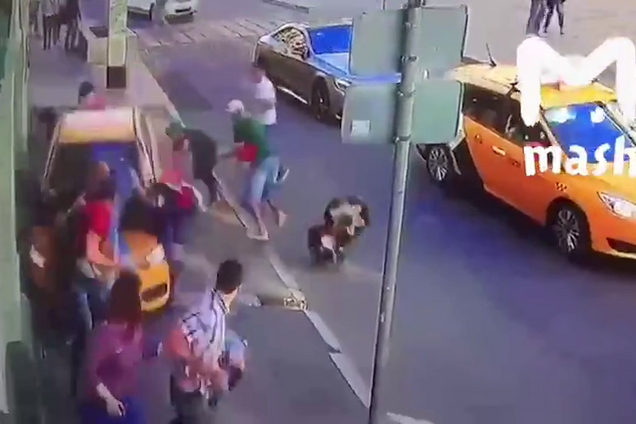 Пьяный таксист раздавил мексиканских болельщиков в Москве