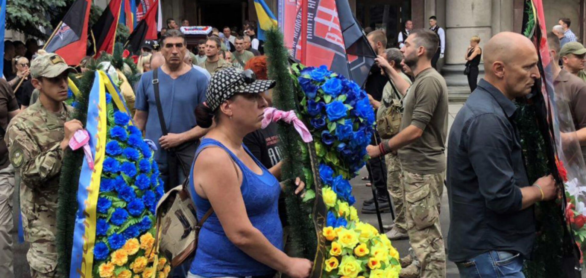 В Одесі попрощалися з героїчним захисником України: зворушливі фото