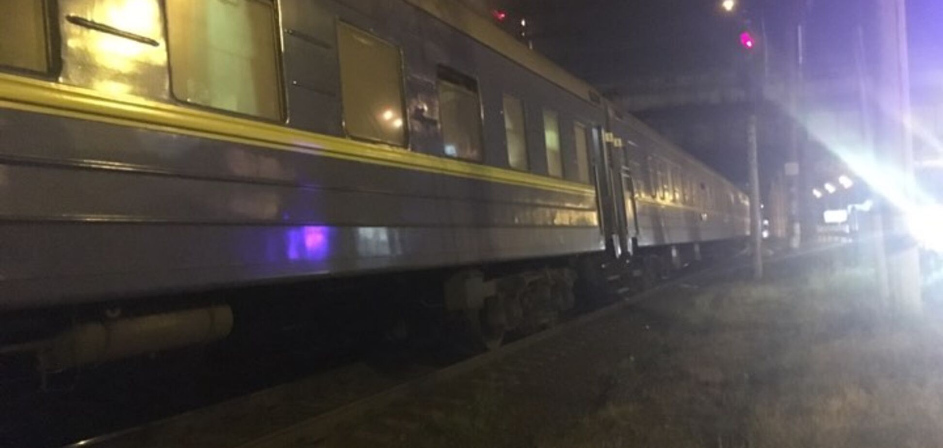 Перевернулися 12 вагонів: під Одесою сталася катастрофа з потягом