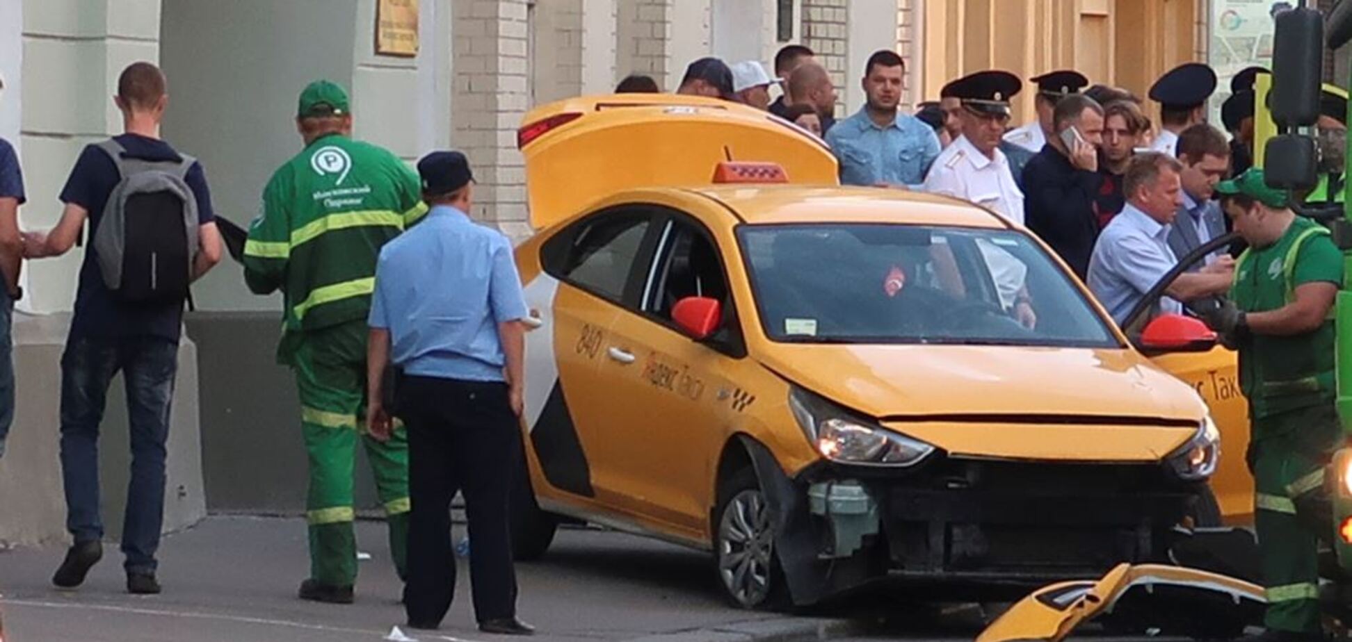 ЧС-2018: таксист, який наїхав на людей в Москві, виявився титулованим спортсменом