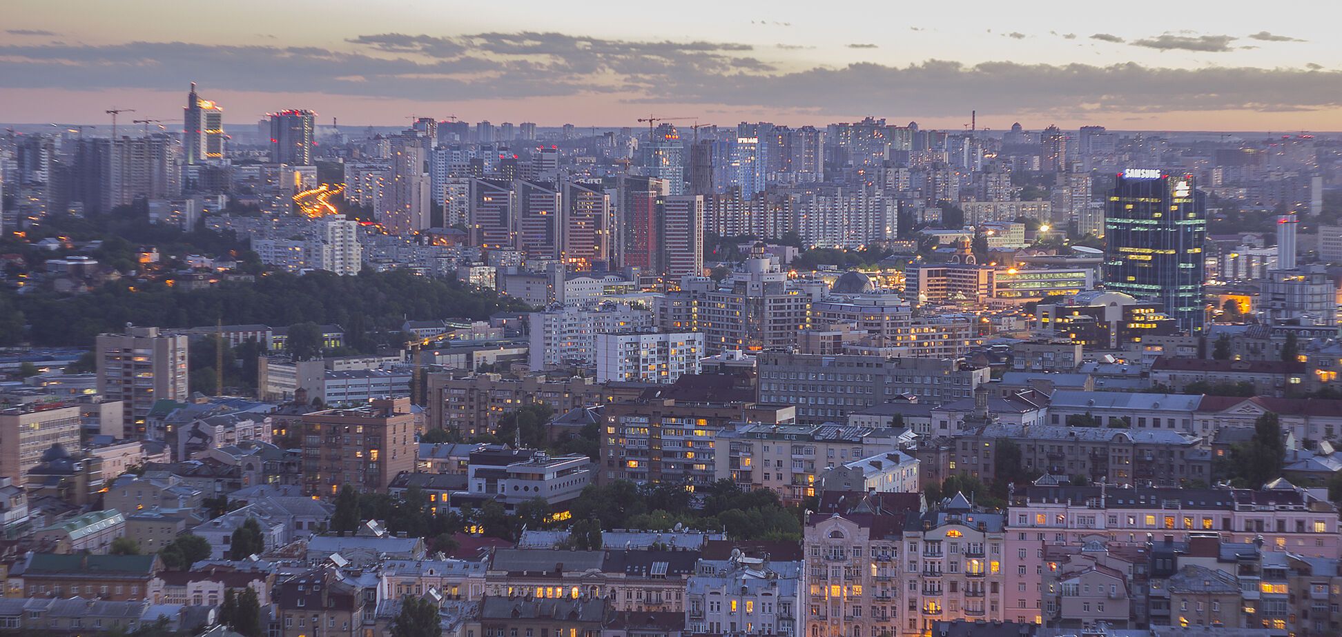 Огни Киева: удивительные фото столицы с высоты