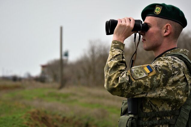 На Буковине 20 неизвестных напали на пограничников: произошла стрельба