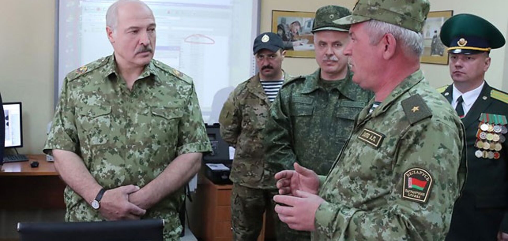 Лукашенко заявил о нагнетании силового противостояния на границе Беларуси