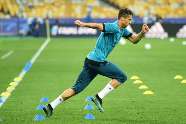 Роналду объявил партнерам об уходе из 'Реала'